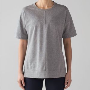 lululemon cut above tee size 4 in heathered medium grey